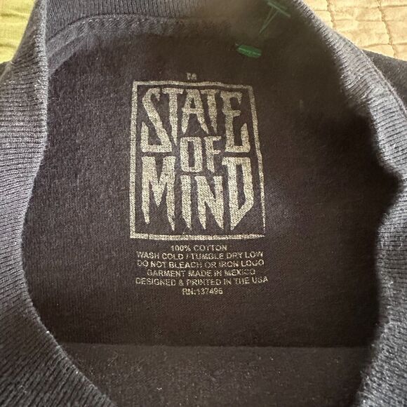 State of Mind Michigan Zig Zag Print T-Shirt Adult Medium Blue Midwest High Life - Picture 3 of 3